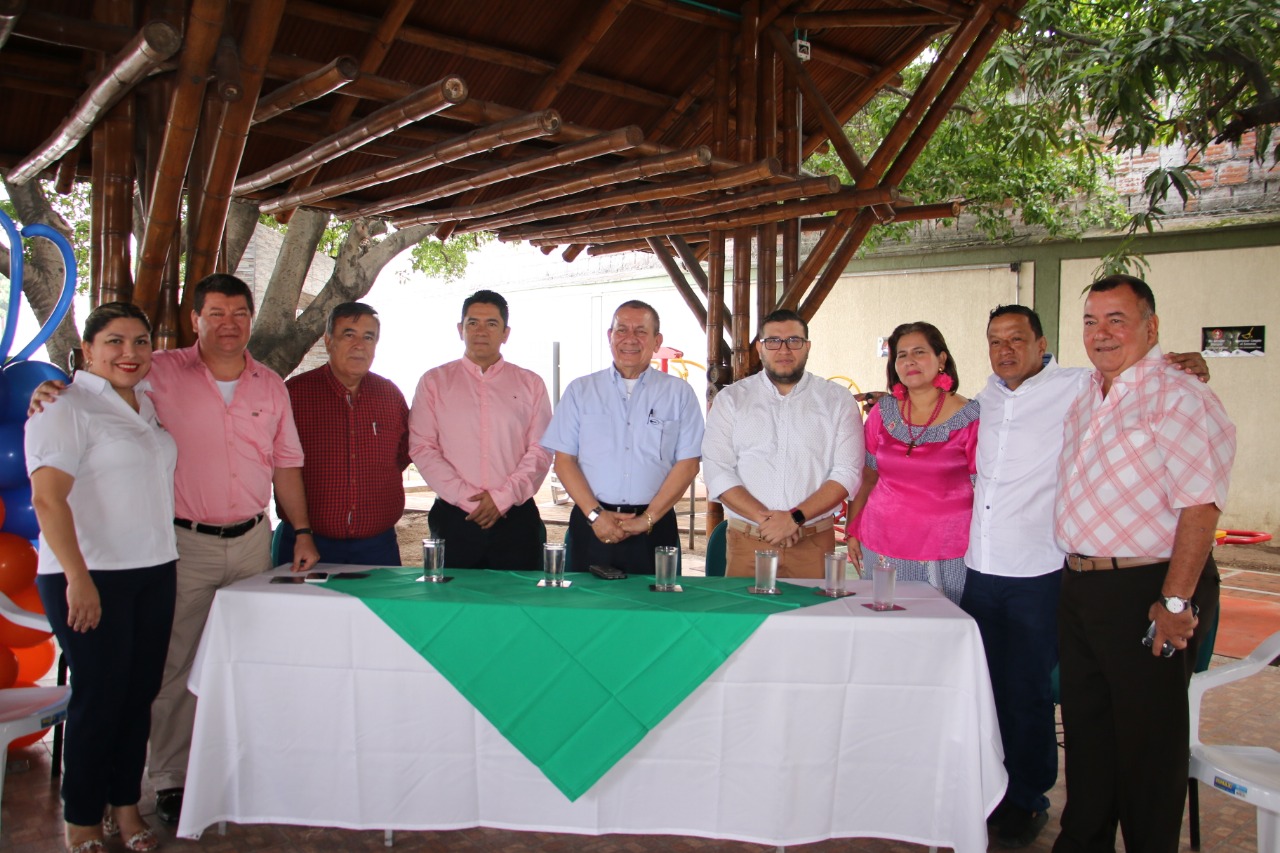 También asistieron representantes y jefes de rodamiento de empresas como La Gaitana, Expreso Bolivariano, el gerente de Cootransplateña,